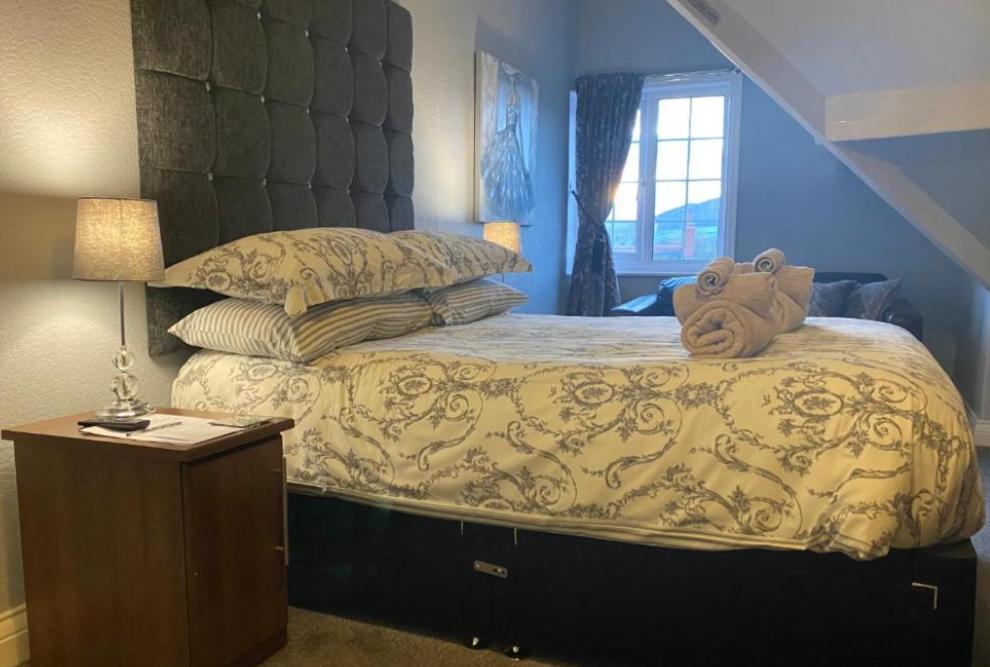 The Wayfarer, Robin Hoods Bay Bed & Breakfast Robin Hood's Bay Exterior photo